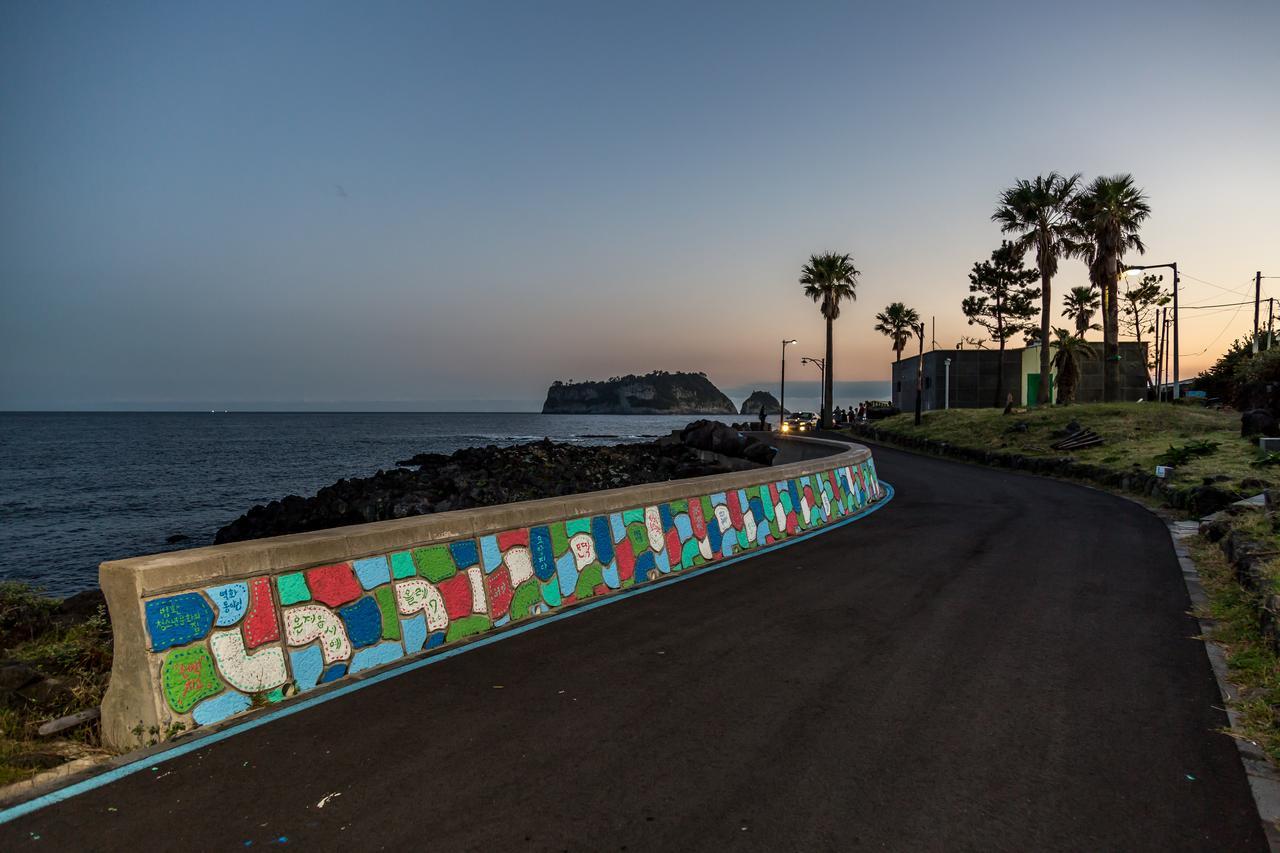 הוילה סאוגוויפו Jeju Amoje מראה חיצוני תמונה